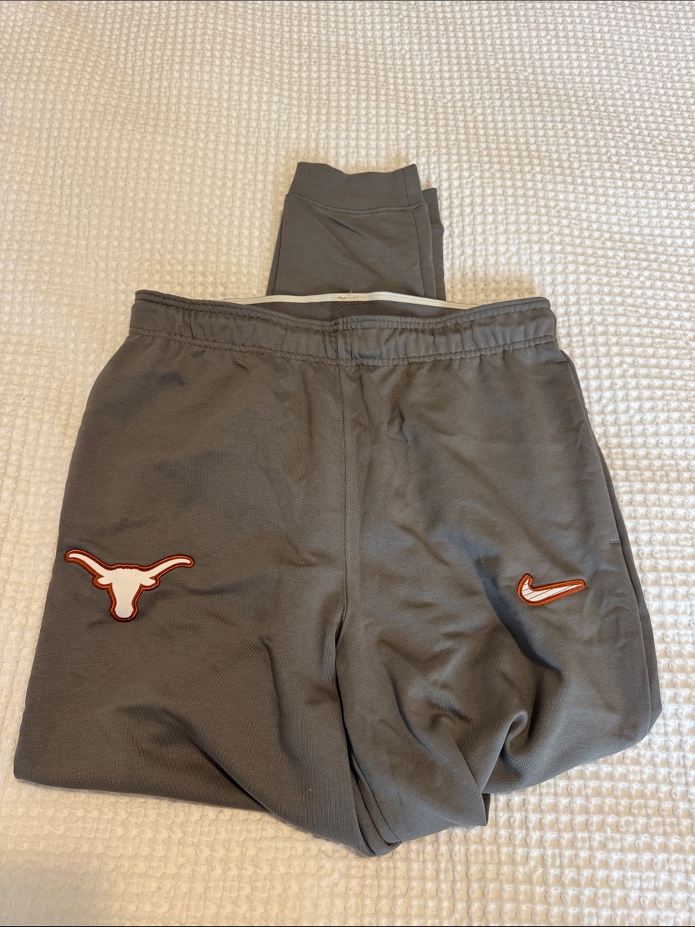 Texas Longhorns Nike Gray Longhorn Embroidered Athletic Pants